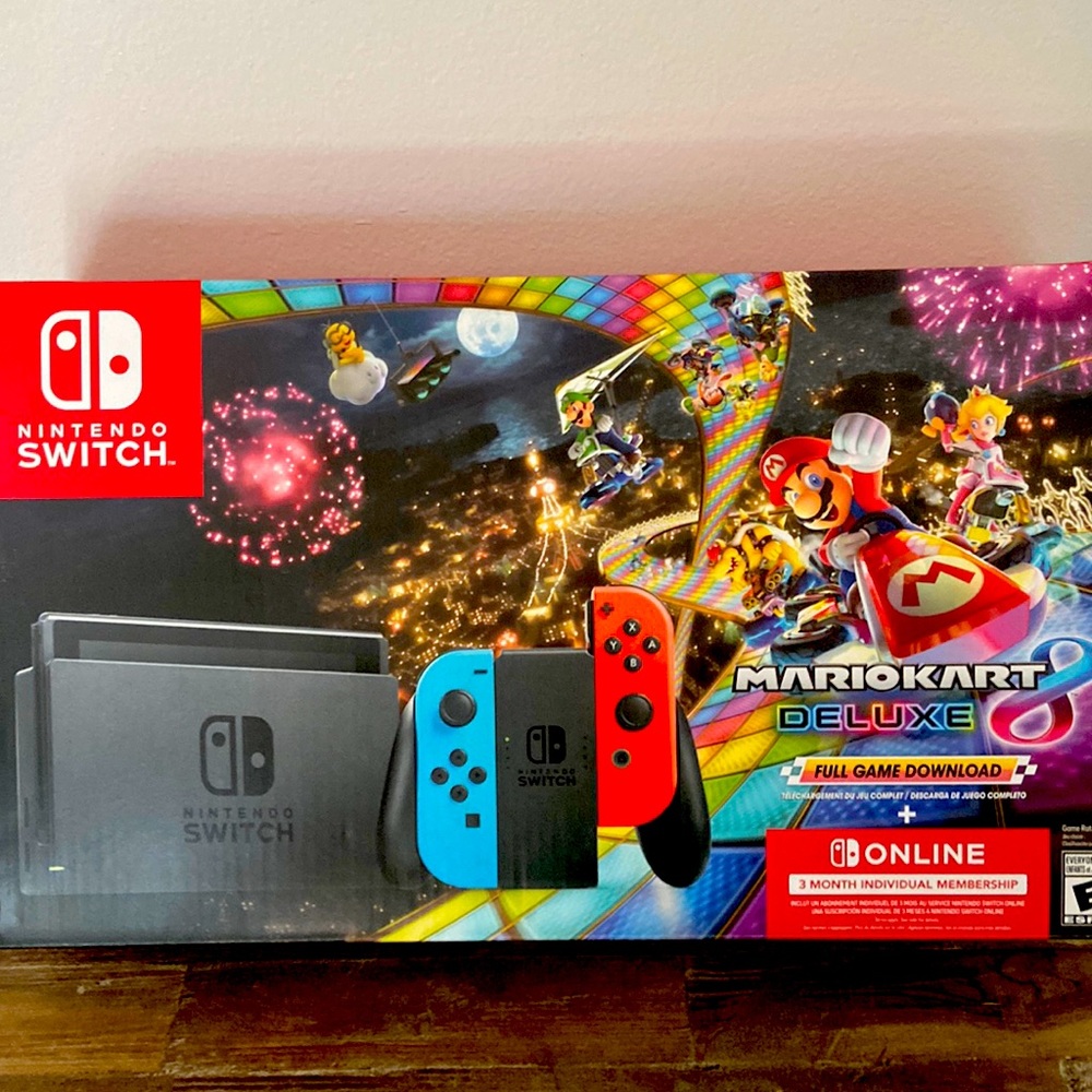 Ninetendo Switch. Used 3 times. In box with everything that came when new.